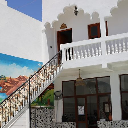Dar Ilyana Hotel Ait Tiourhza Exterior foto