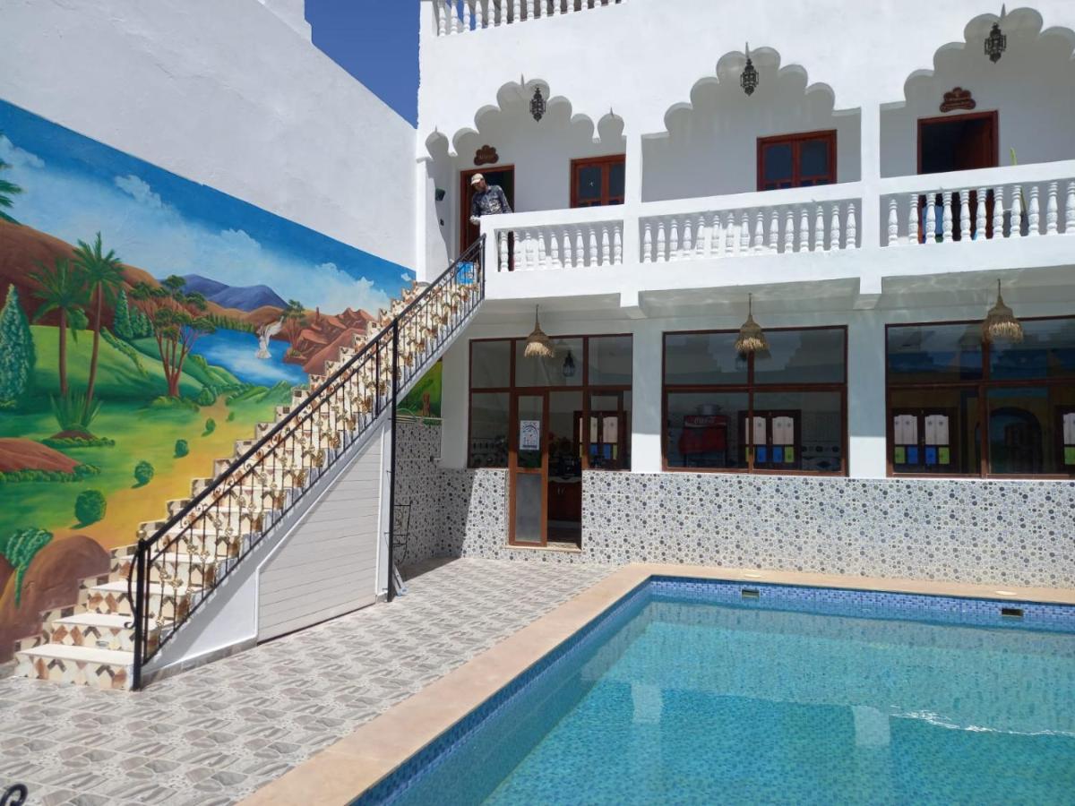 Dar Ilyana Hotel Ait Tiourhza Exterior foto