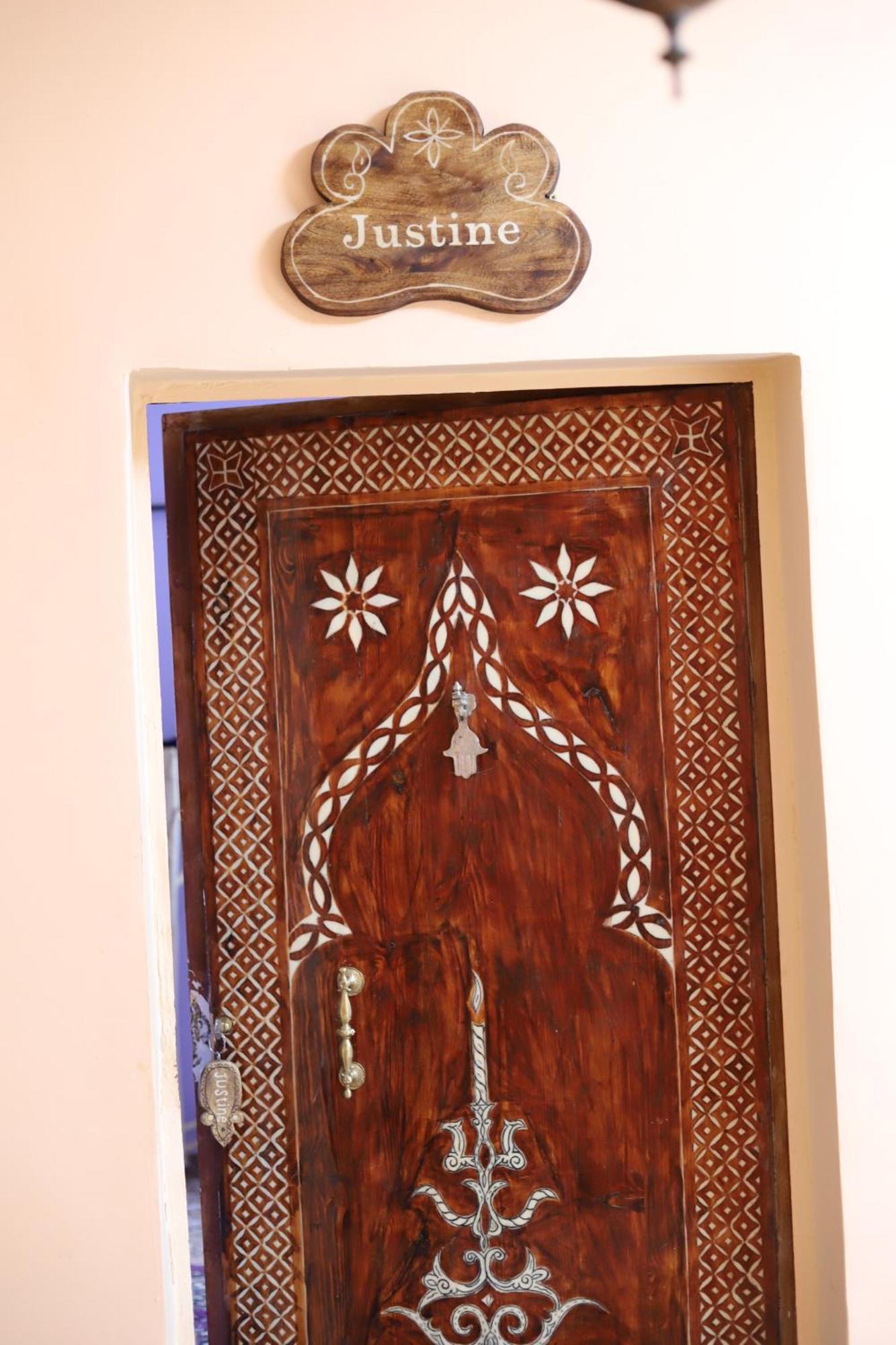 Dar Ilyana Hotel Ait Tiourhza Exterior foto