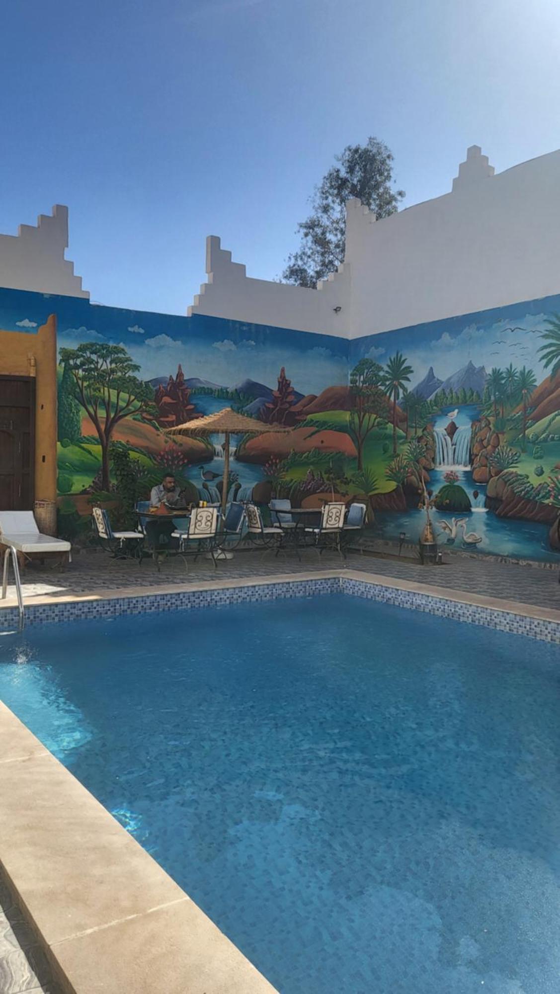 Dar Ilyana Hotel Ait Tiourhza Exterior foto